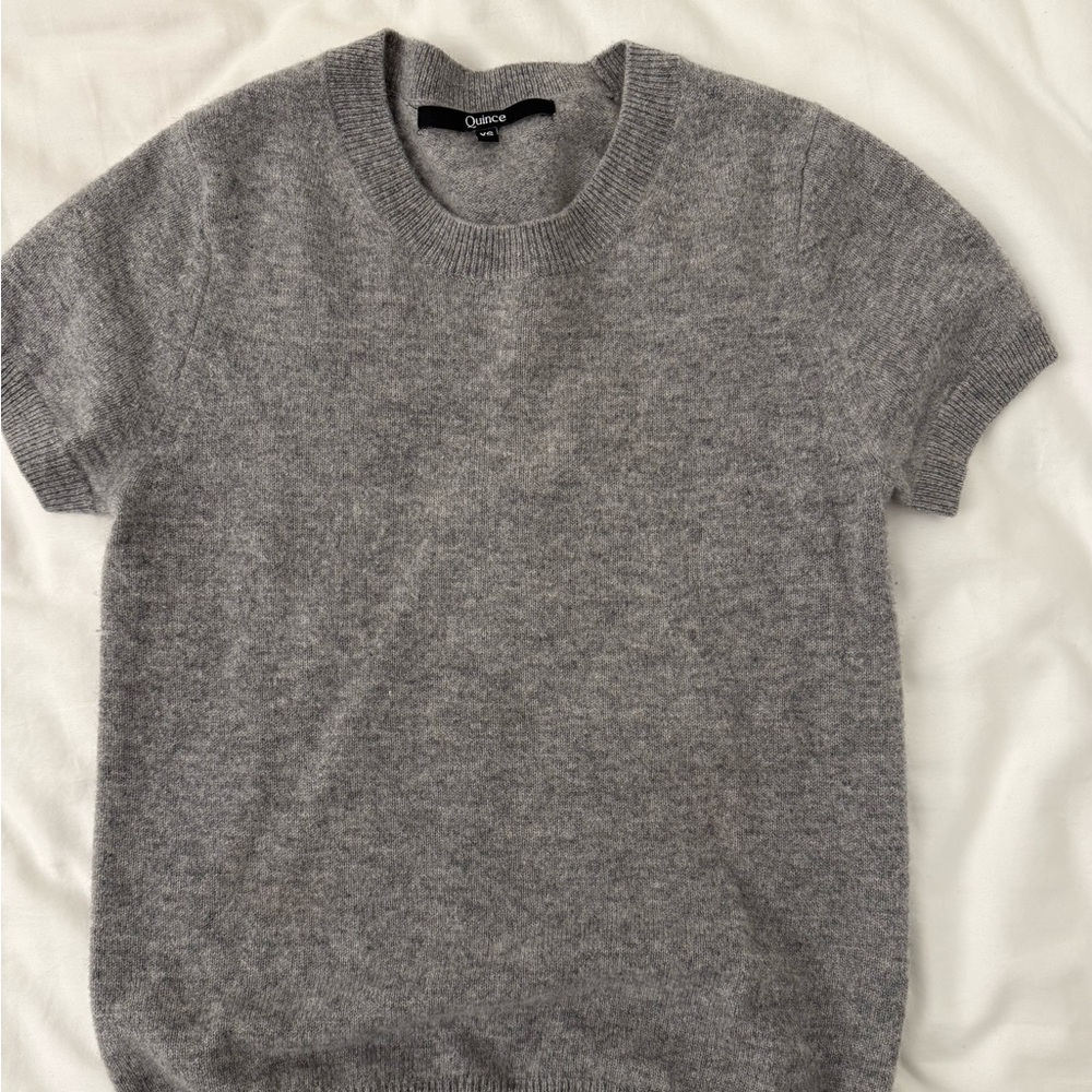 Quince cashmere tee